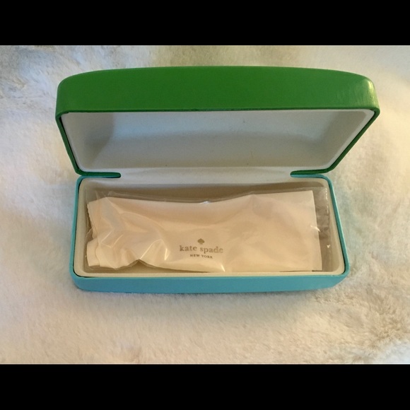 Kate Spade Large Sunglasses Case - Picture 6 of 8